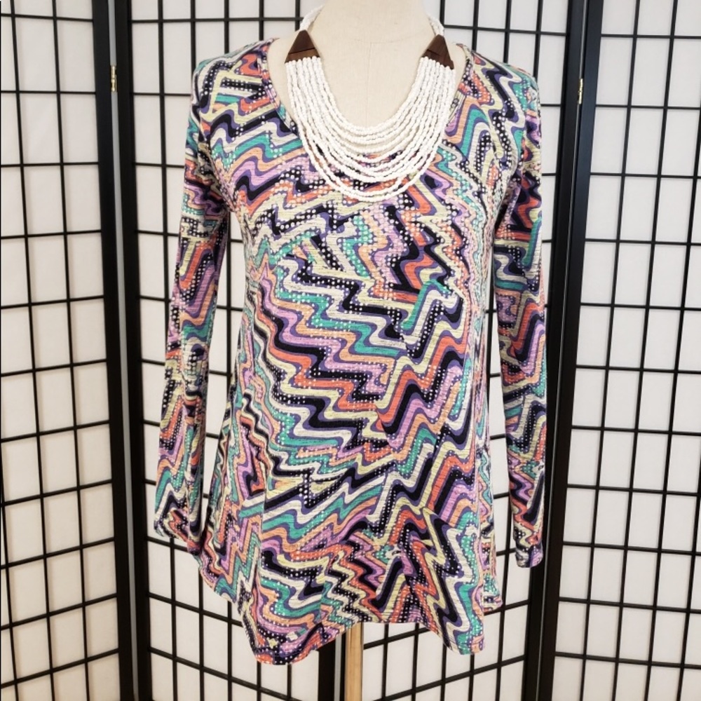 LuLaRoe size Small Lynnae top